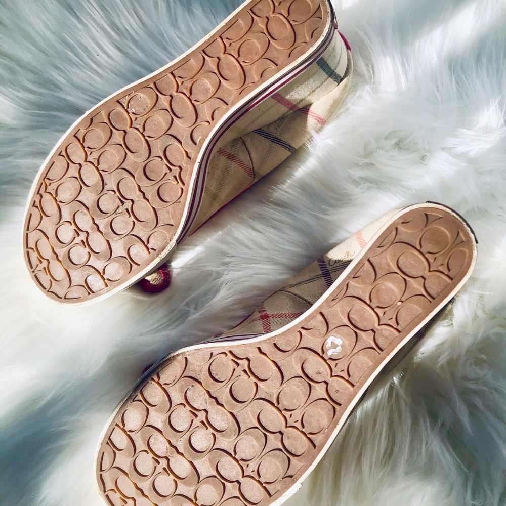 Women’s Coach Rubber Soled Casual Wedge - Picture 8 of 8